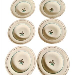 6 Vintage Johnson Bros Old English Rimmed Soup Bowls 8" × 1 - 1/4" Deep.